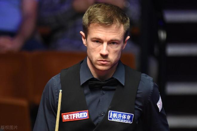 的持球与传 的持球与传