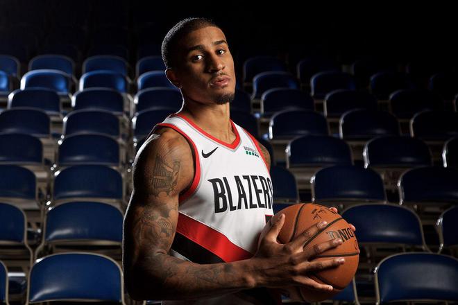 与此同时 与此同时