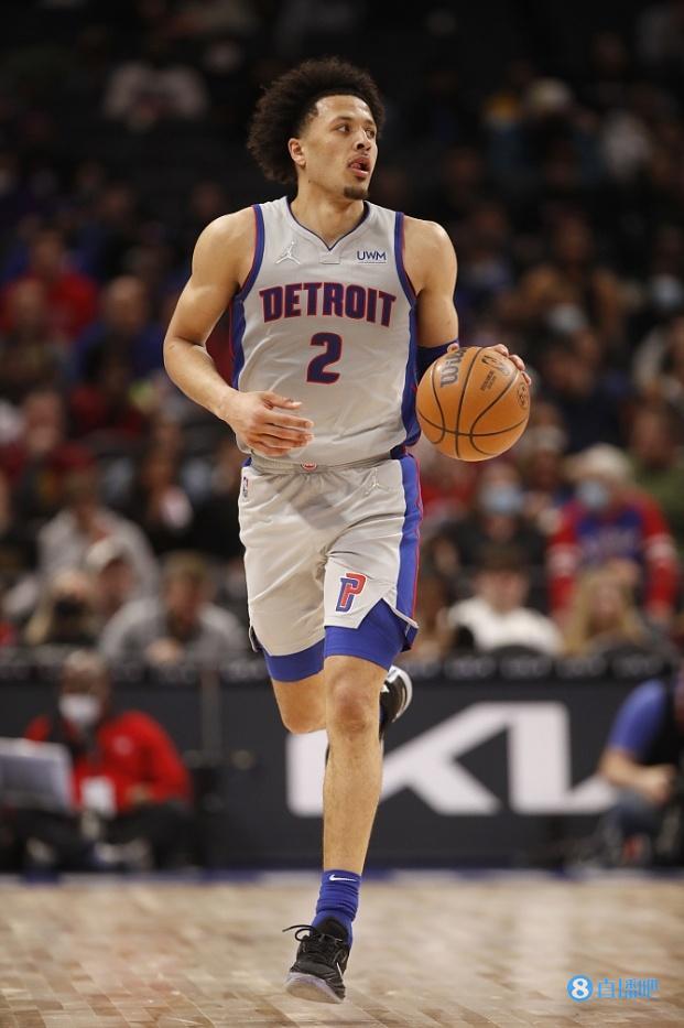 前场篮板 前场篮板